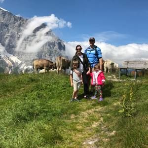 Meet your Posher, Sara